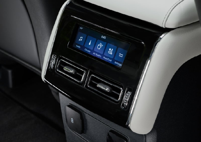The second row touch screen displays audio and temperature control settings. | Buss Lincoln in McHenry IL